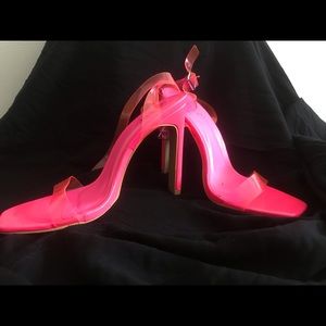 Pink chic heels